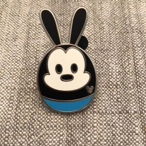 Authentic Disney Hidden pin. Each pin $8 or 4 pins $25 additional pins $5 each.